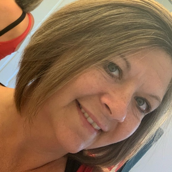 Meet your Posher, Nekeya - Picture 2 of 9